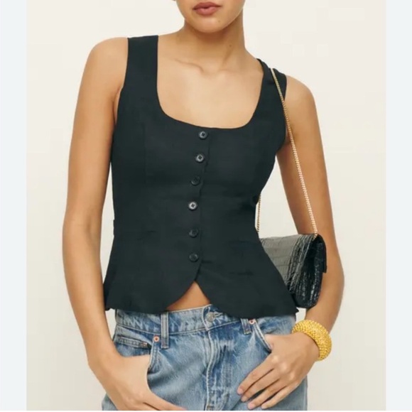 Reformation Top - Picture 1 of 3